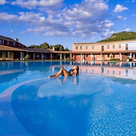 Villagrande Strisaili Eco Hotel Orlando Sardegna מראה חיצוני תמונה