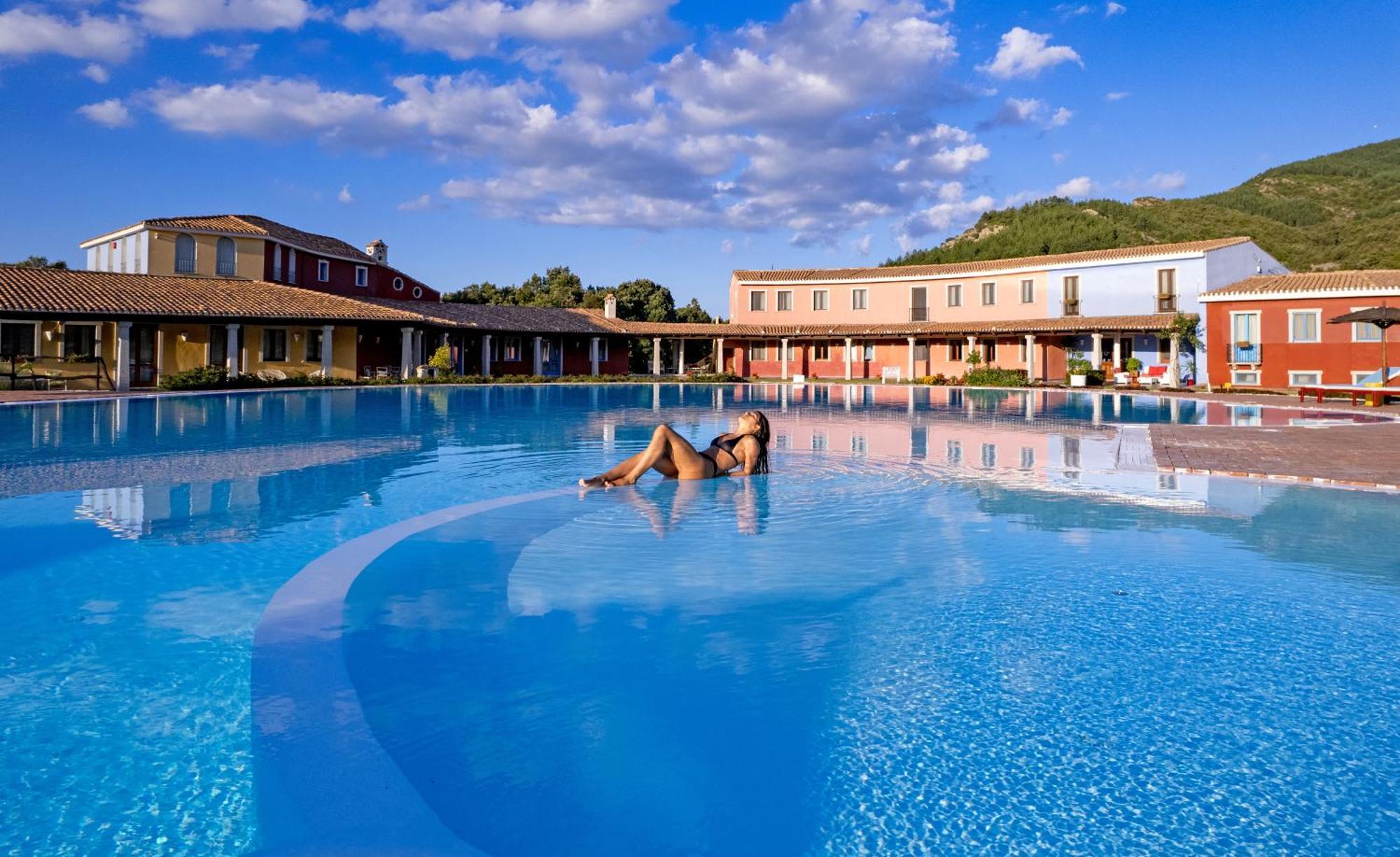 Villagrande Strisaili Eco Hotel Orlando Sardegna מראה חיצוני תמונה