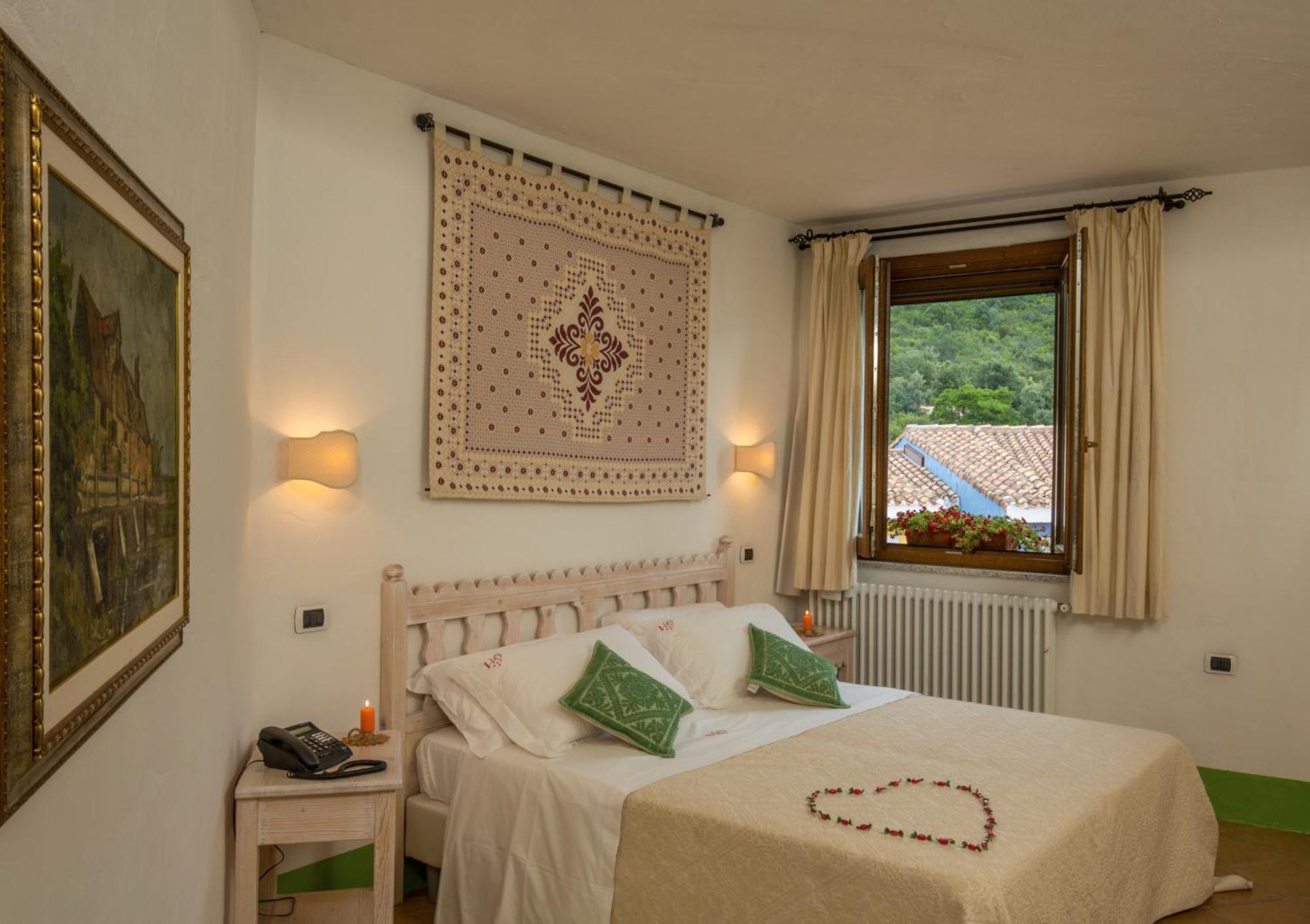 Villagrande Strisaili Eco Hotel Orlando Sardegna חדר תמונה