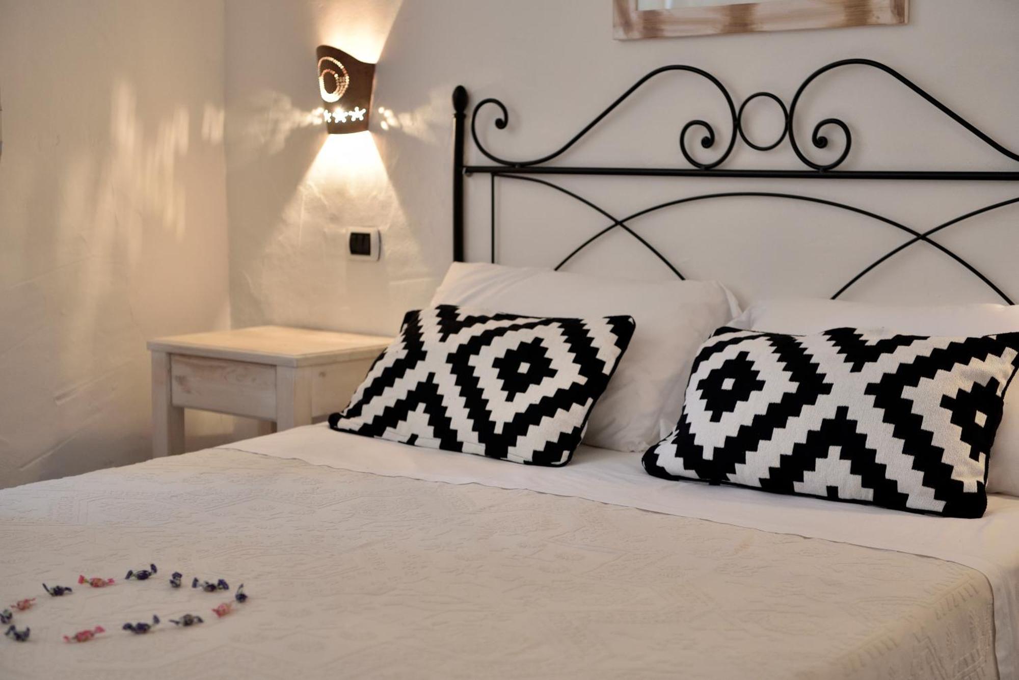 Villagrande Strisaili Eco Hotel Orlando Sardegna חדר תמונה