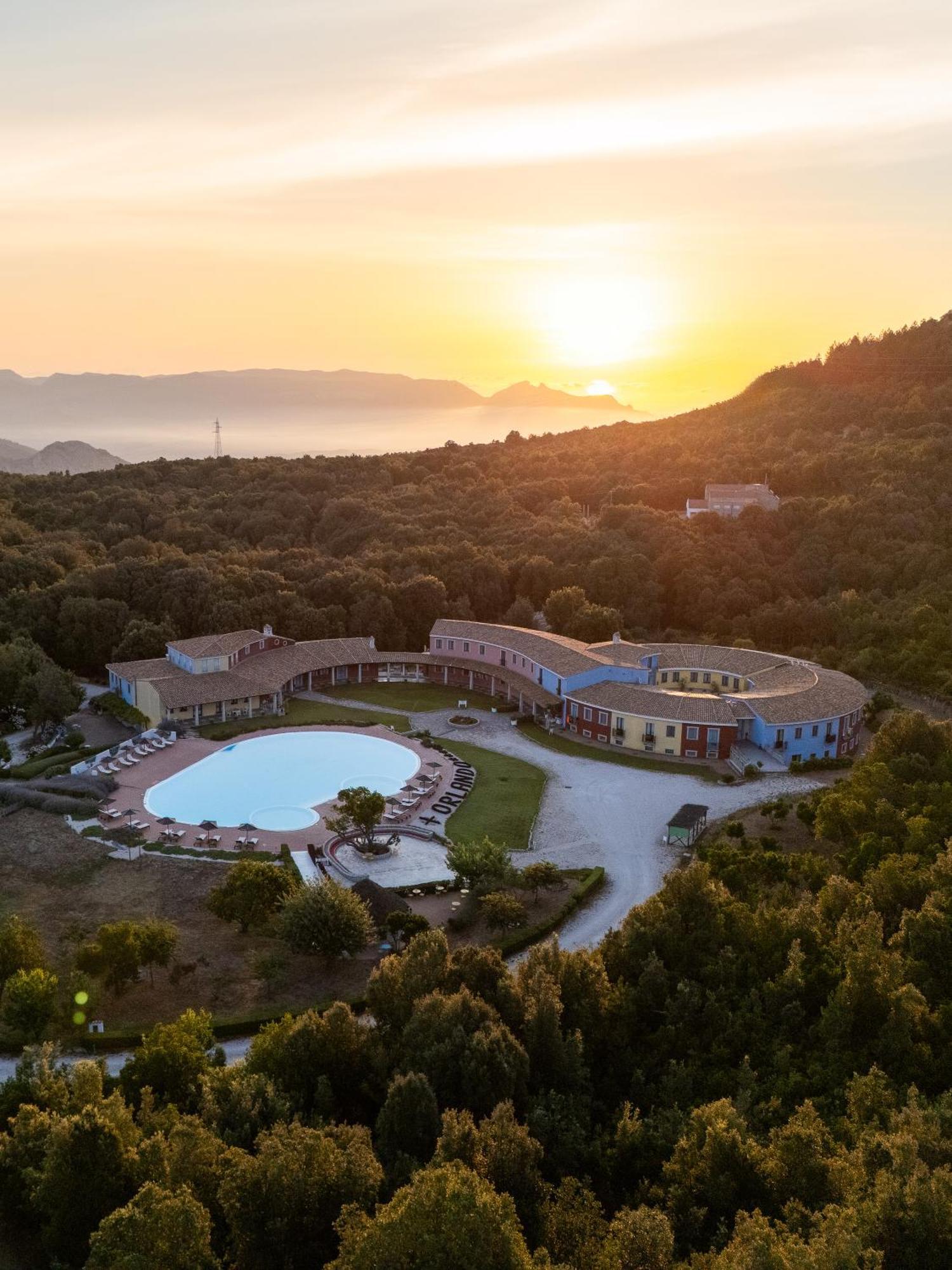 Villagrande Strisaili Eco Hotel Orlando Sardegna מראה חיצוני תמונה