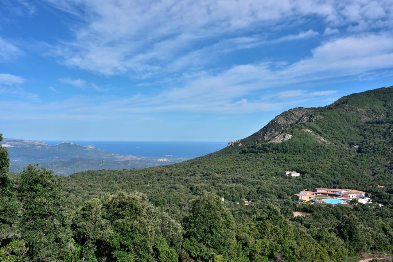 Villagrande Strisaili Eco Hotel Orlando Sardegna מראה חיצוני תמונה